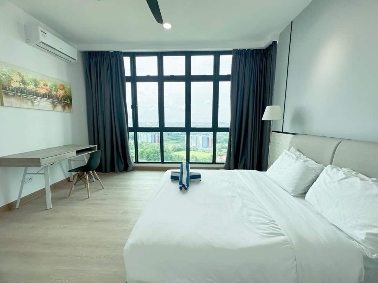 Service Apartment Green Haven 4