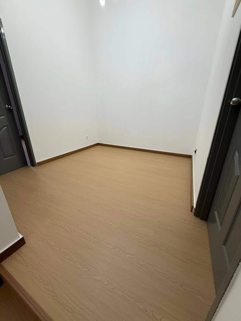 Intermediate unit Taman Bukit Indah 6