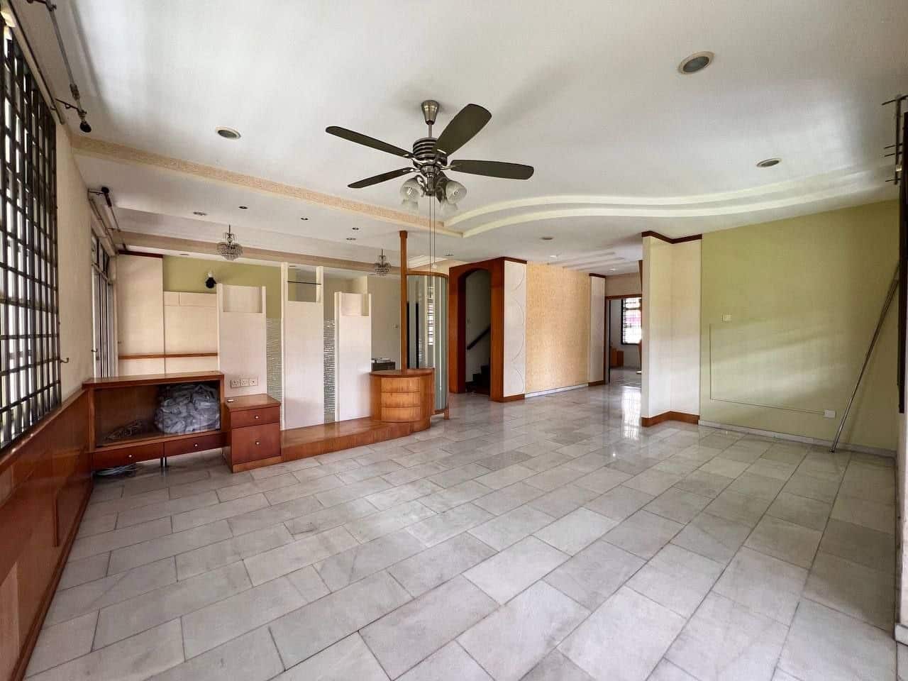 Double Storey Bungalow Taman Perling 5