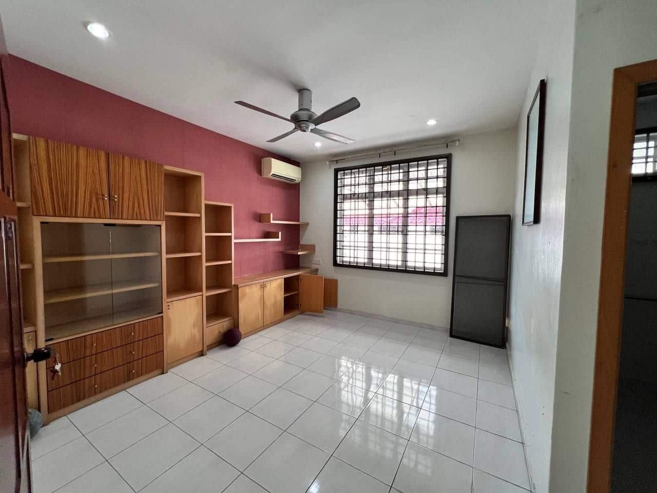 Double Storey Bungalow Taman Perling 7