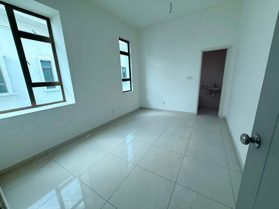 2-Storey Link Bungalow D Grande Bukit Indah 11