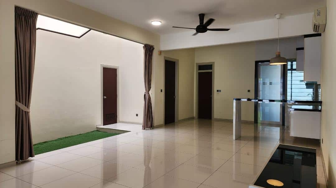 Super Terrace Link House East Ledang 3