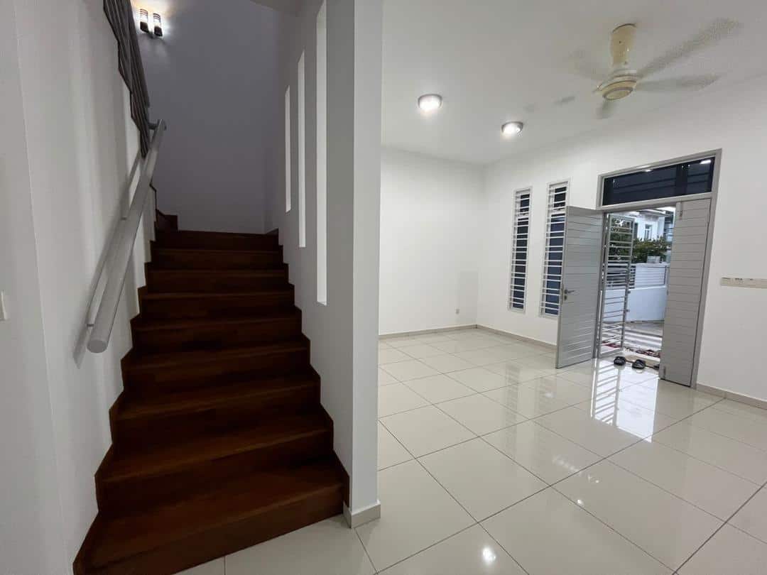 2-Storey Cluster Bukit Indah 3