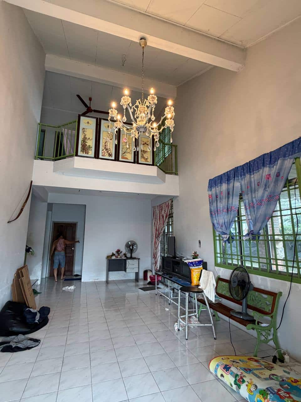 Single Storey Corner Jalan api-api taman Megai ria 2
