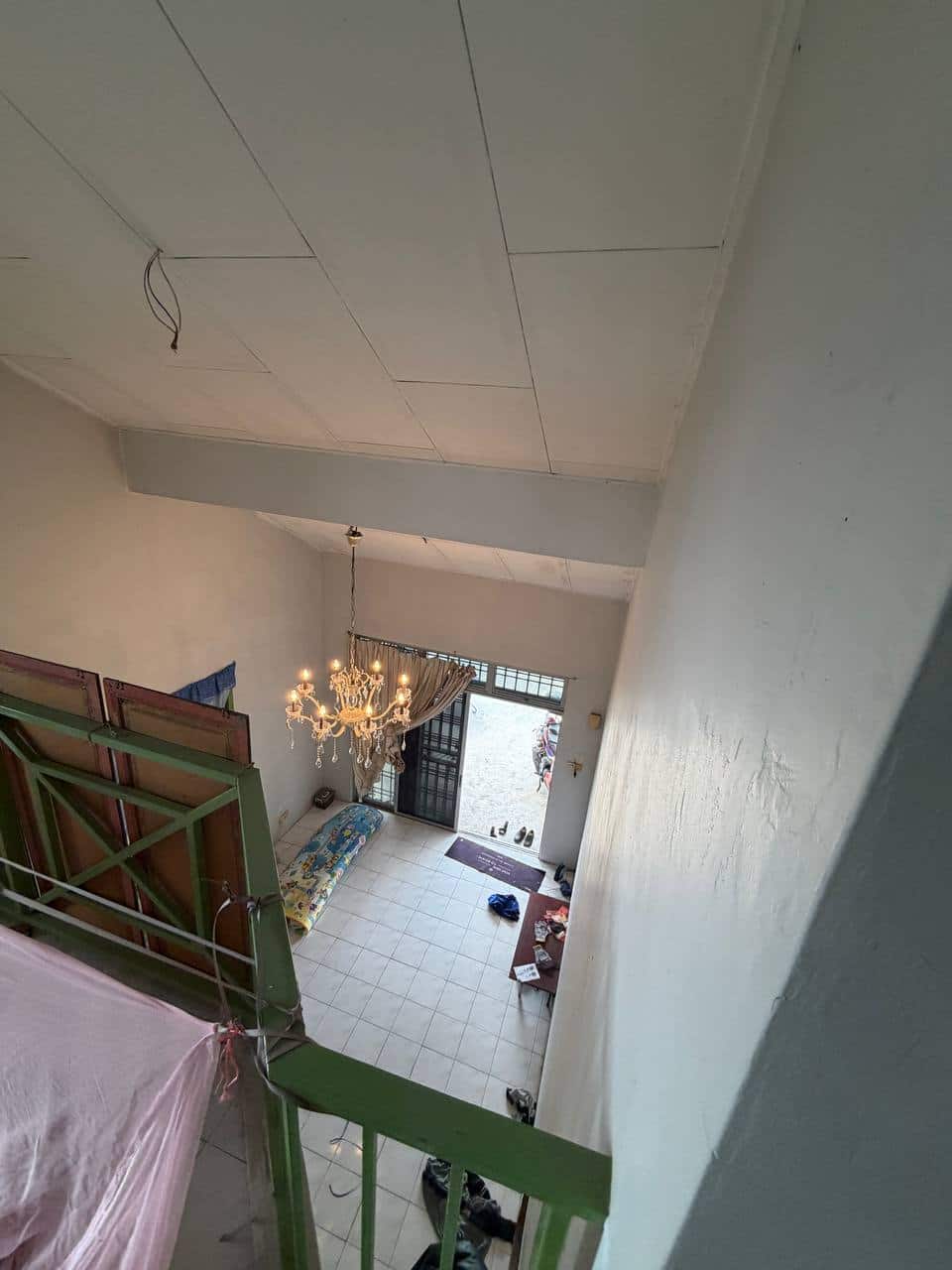 Single Storey Corner Jalan api-api taman Megai ria 3