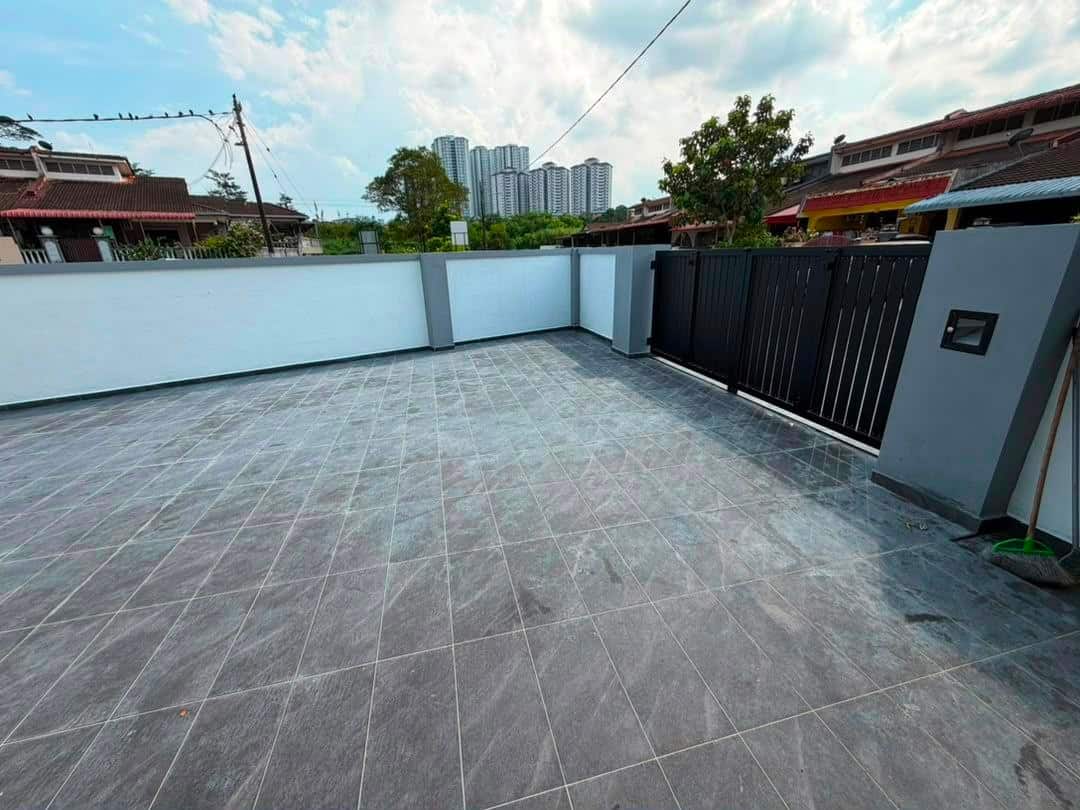 Single Storey Terrace Corner Taman Suria 6
