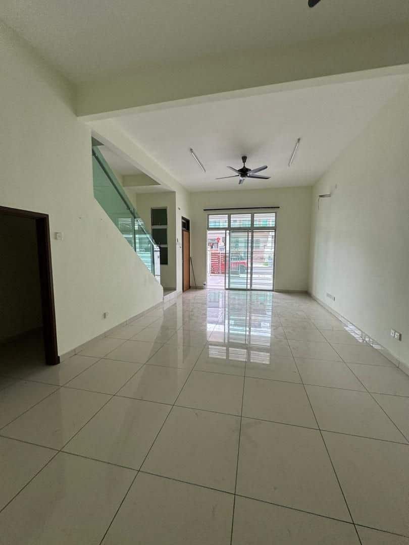 Double Storey Terrace LA Garden Austin 2