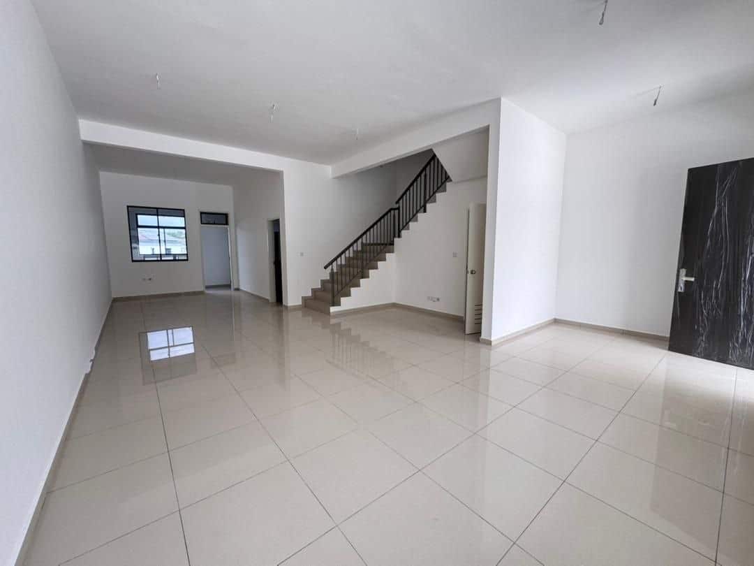 Double Storey Terrace Taman Desa Tebrau 3