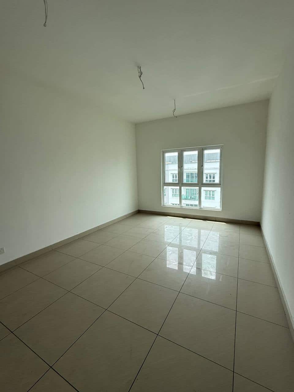 Season Luxury Apartment Larkin 6