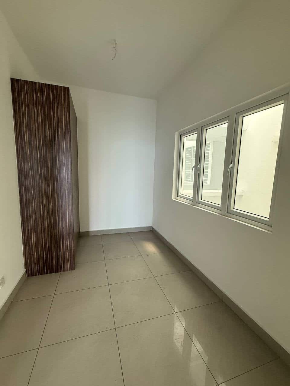 Season Luxury Apartment Larkin 7