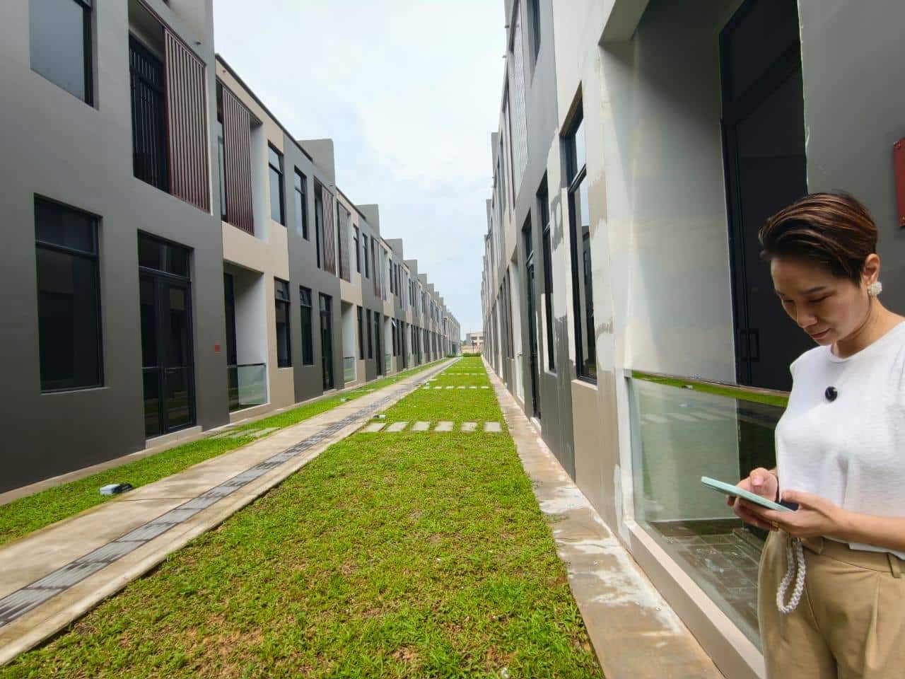 Double storey terrace (End Lot) Aurora Resort Villas 6