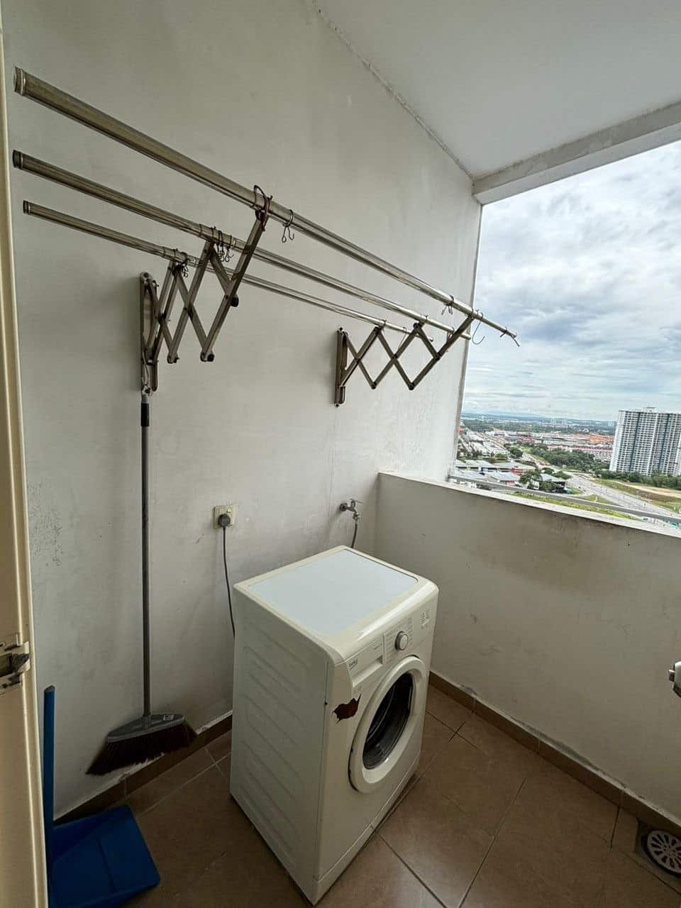 Condo Kempas lama 7