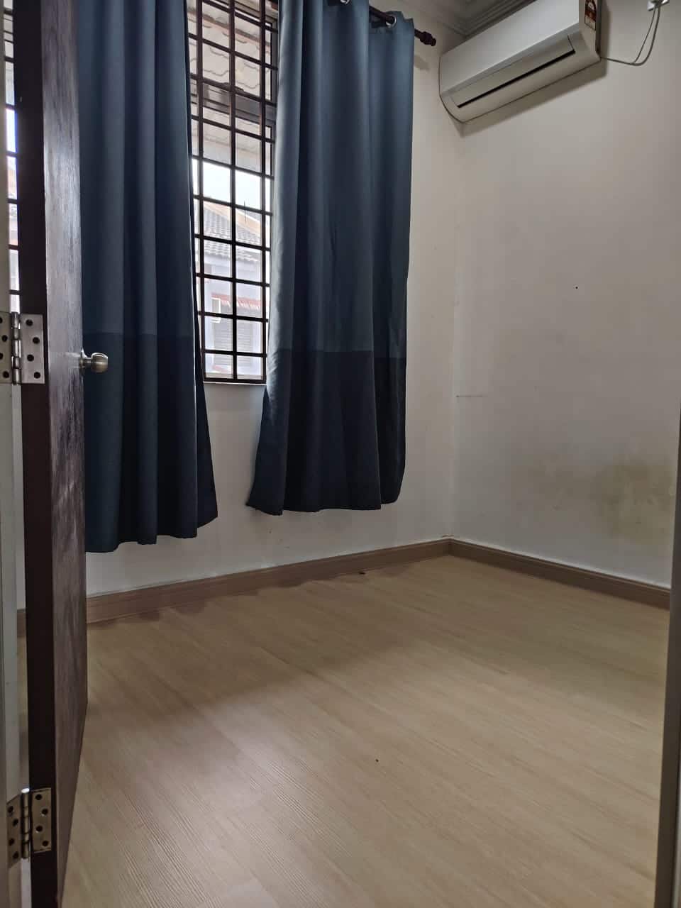 Double-Storey Terrace House Jalan Indah 19/5 8