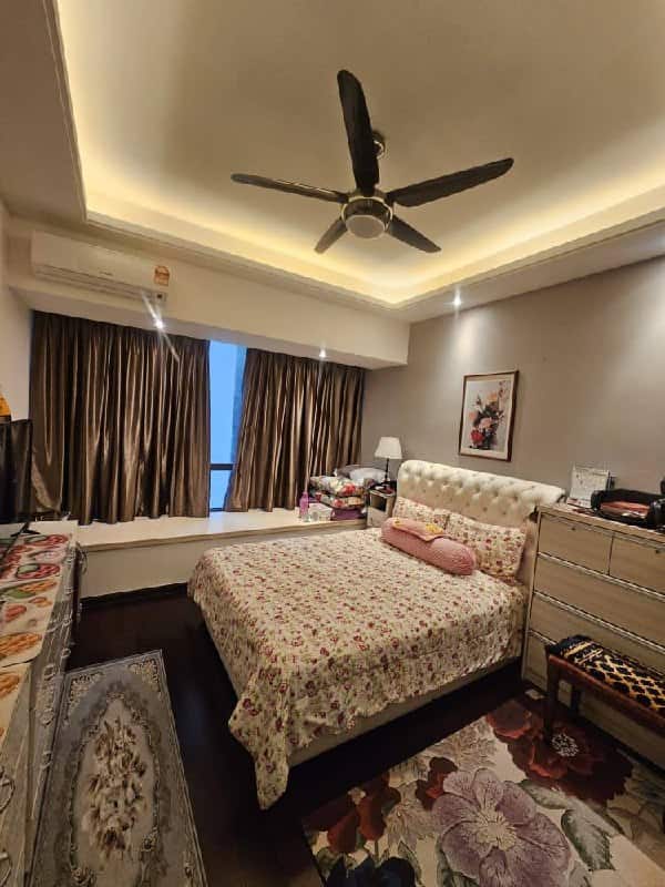 Condo R&F Princess Cove 3