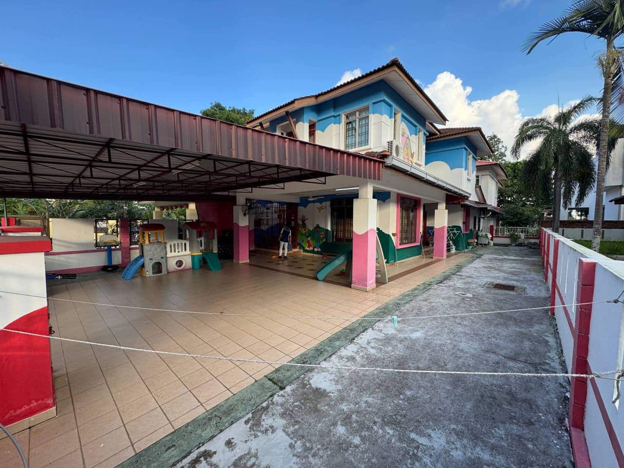 Double Storey Semi-D Bukit Indah 1