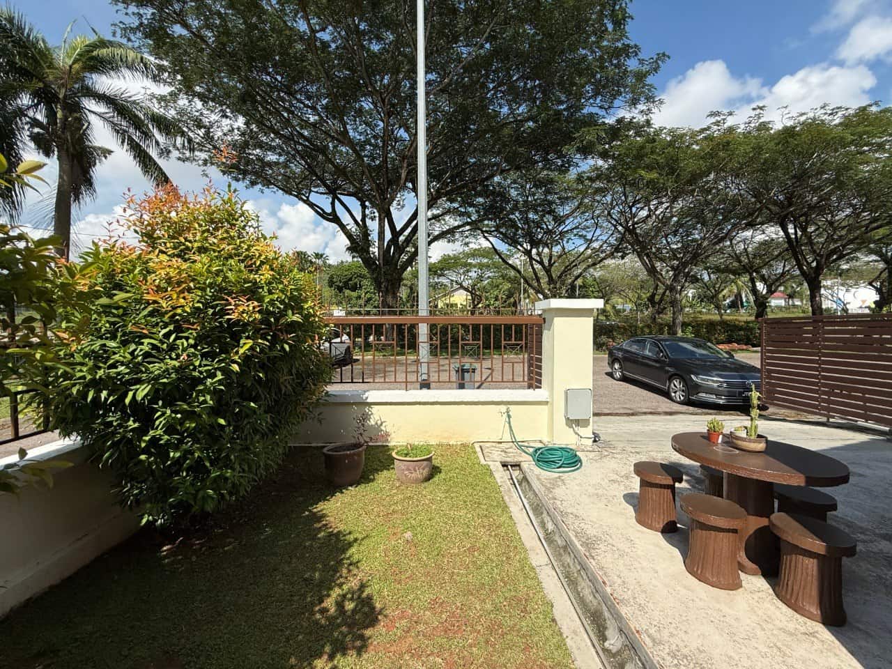 Double Storey terrace house (END LOT) Nusa Idaman (Bougainvillea Precinct) 3