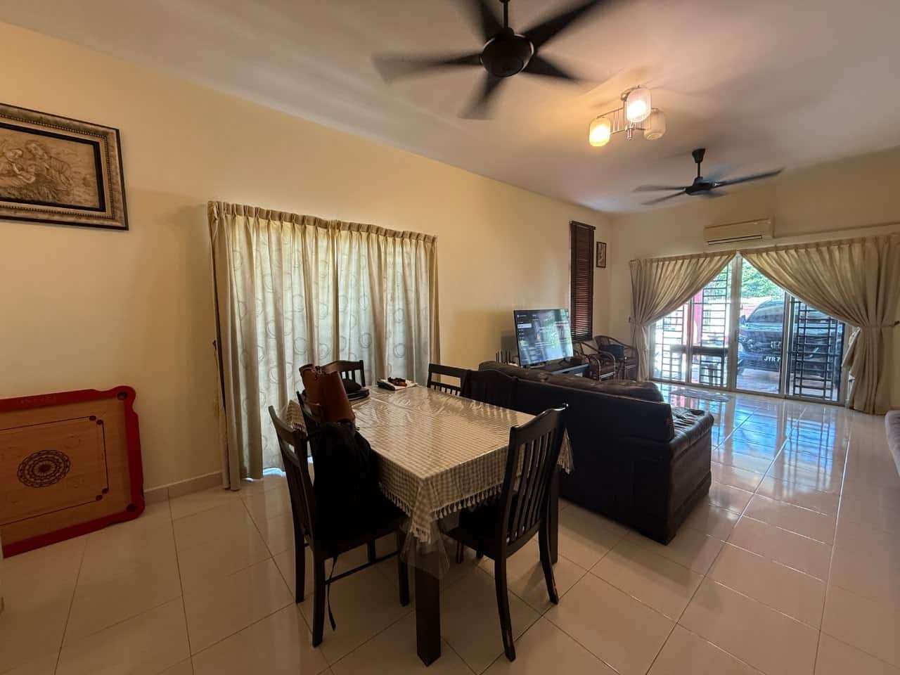 Double Storey terrace house (END LOT) Nusa Idaman (Bougainvillea Precinct) 6