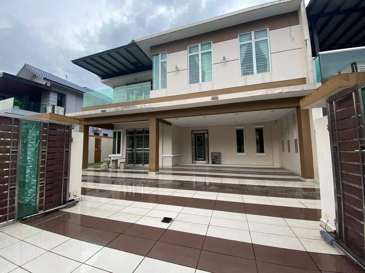 2-Storey Semi D Nusa Duta 1 1