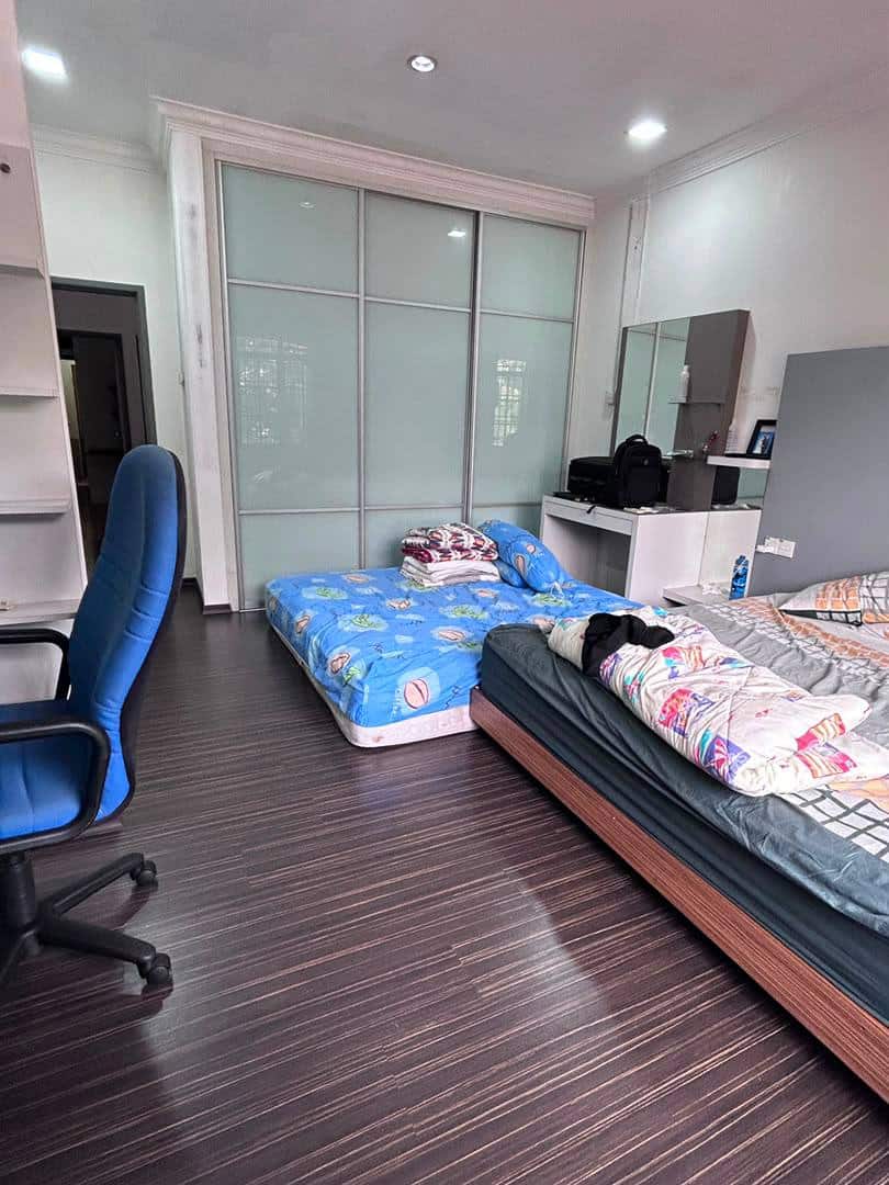 Double Storey Terrace Pelangi Indah 7