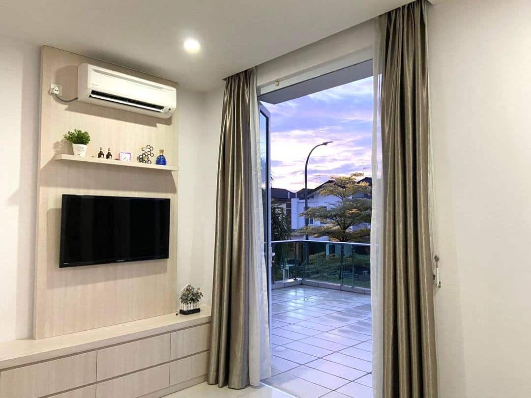 Double Storey End Lot Taman Ponderosa Green 2