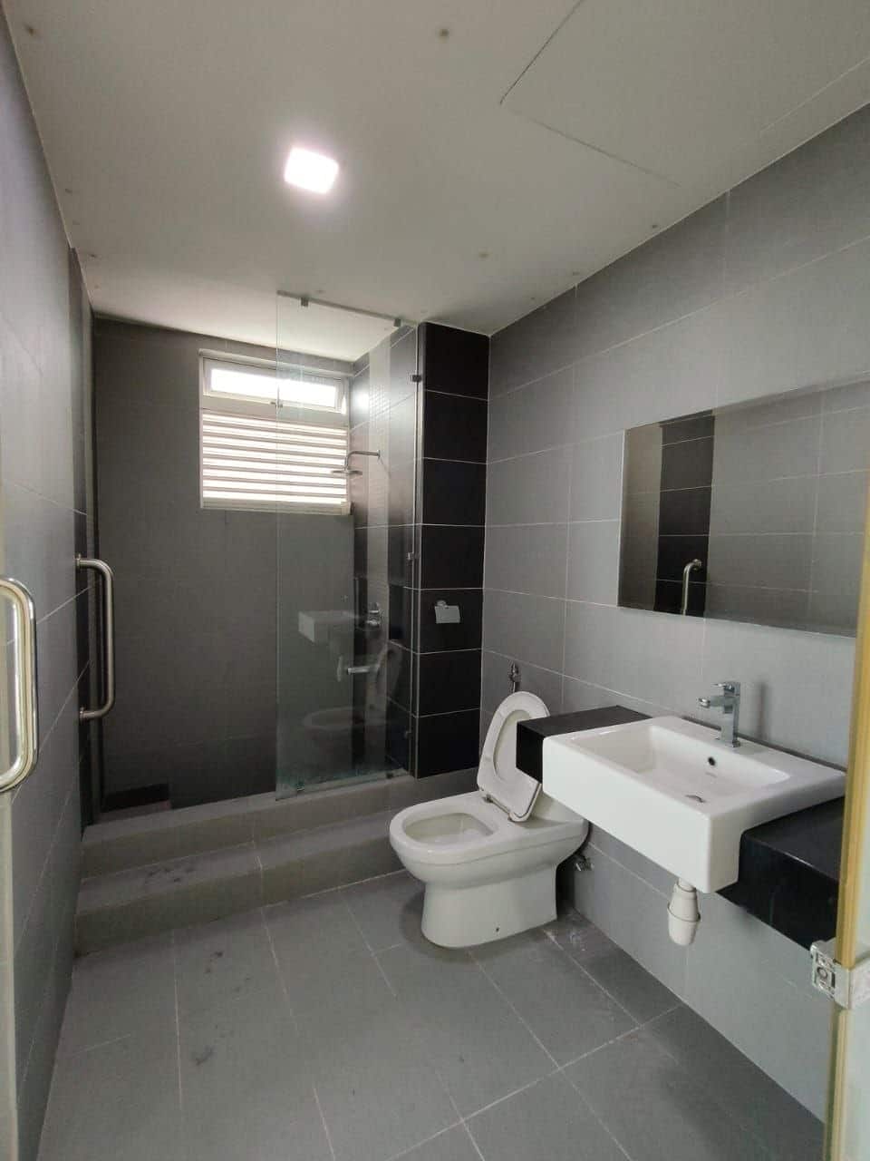 Condominium Tropicana Danga Bay 9