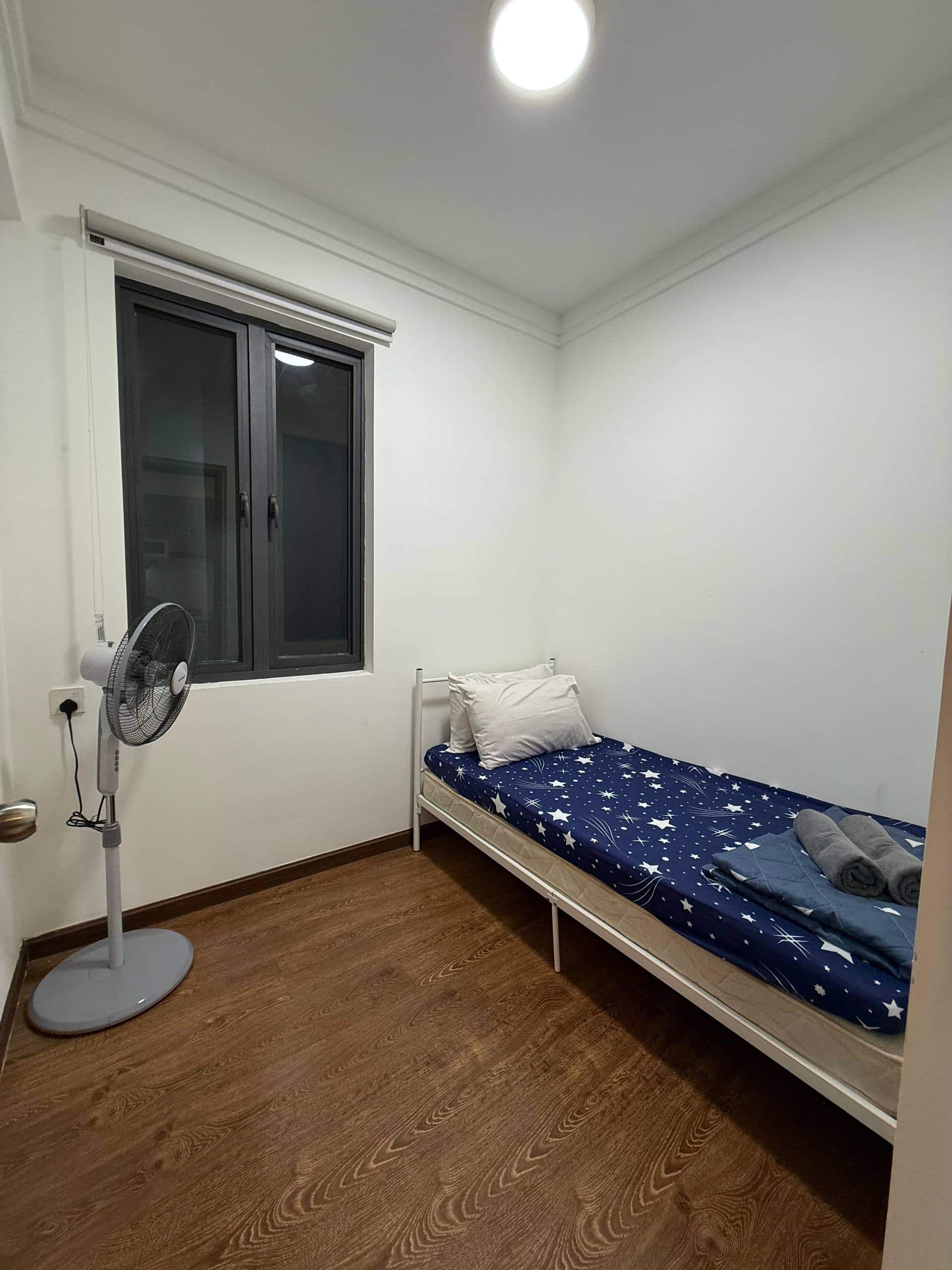 Service Apartment Central Park 6