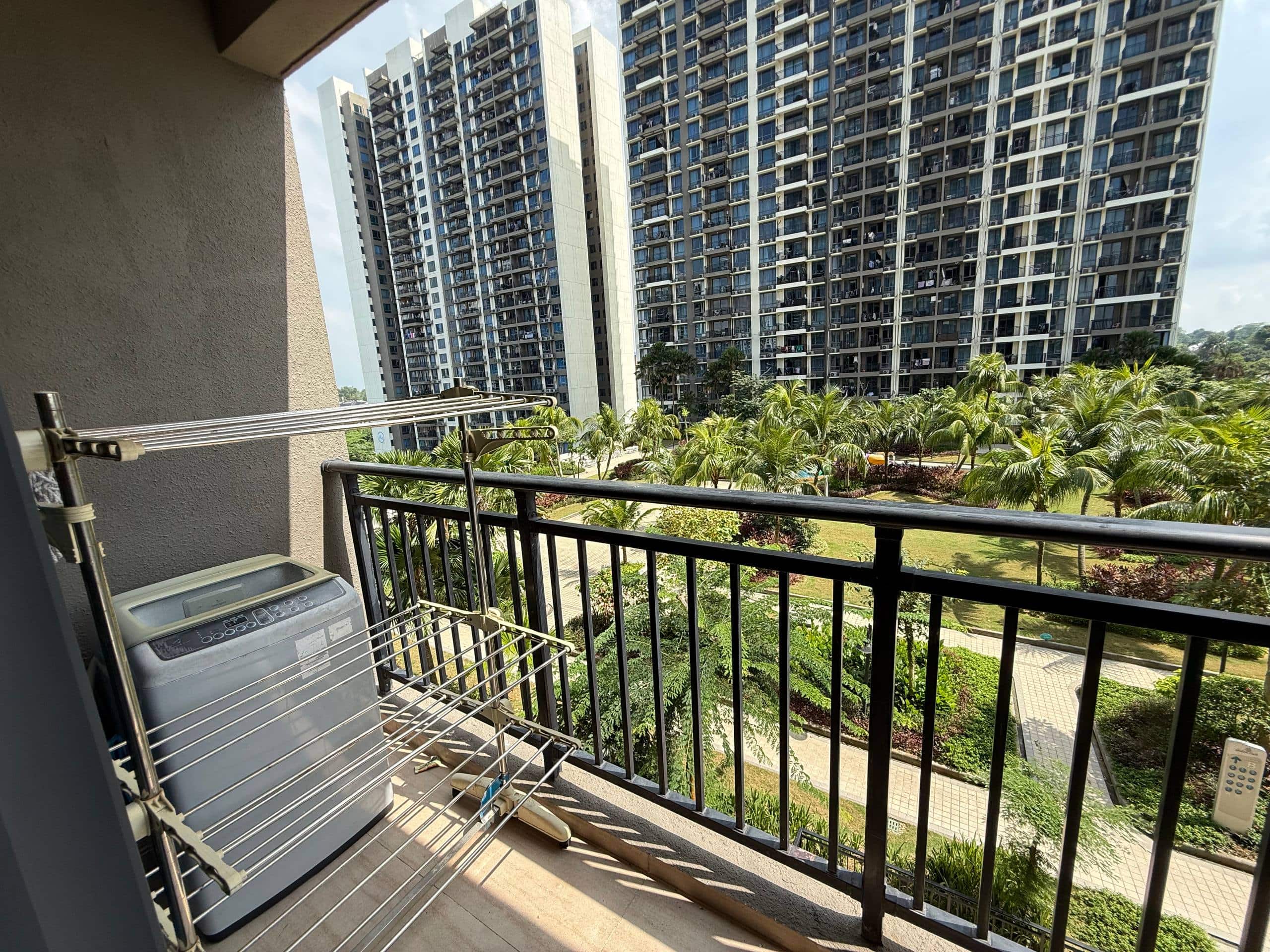 Service Apartment Central Park 7