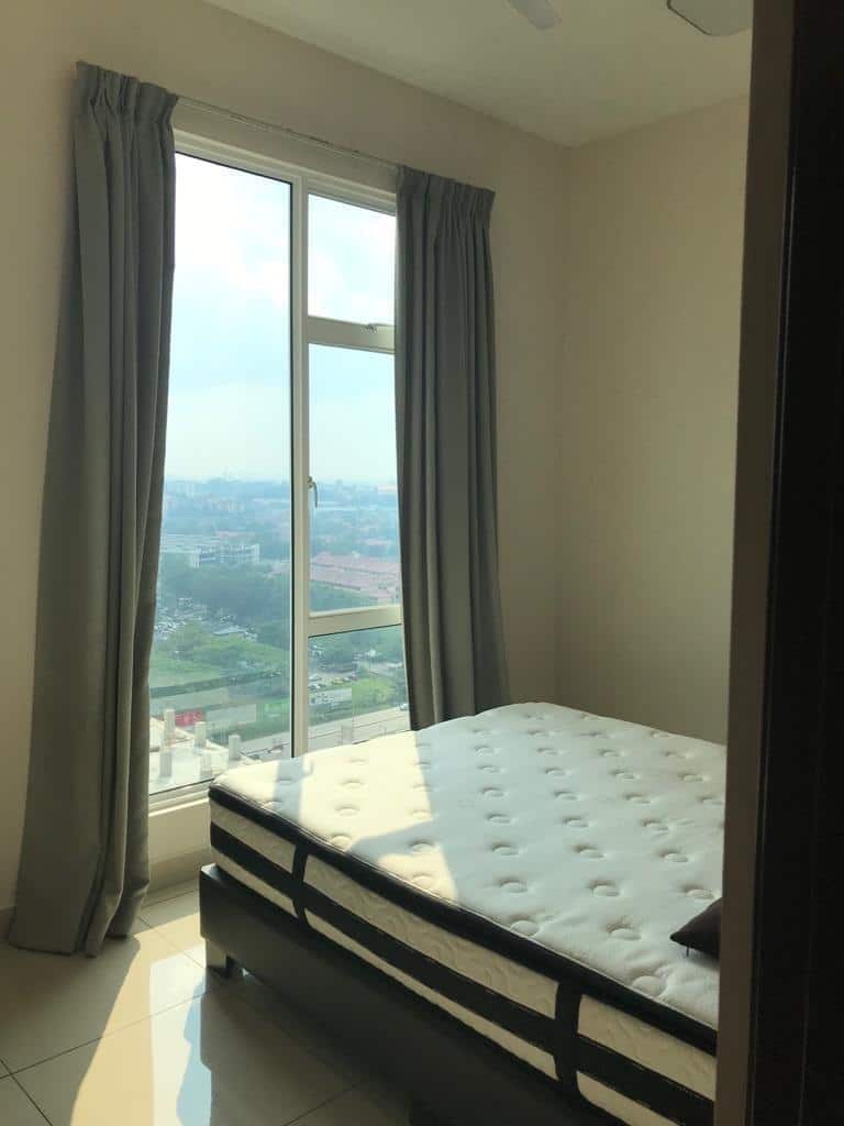 Condominium Larkin 4