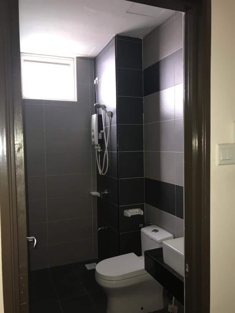 Condominium Larkin 8