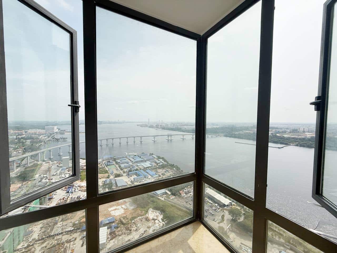 Condominium Wave Marina Cove 2
