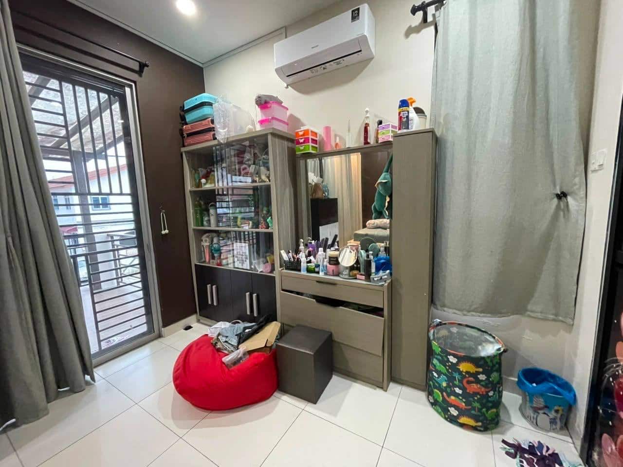Double Storey Terrace House (Endlot) Taman Scientex Senai 7