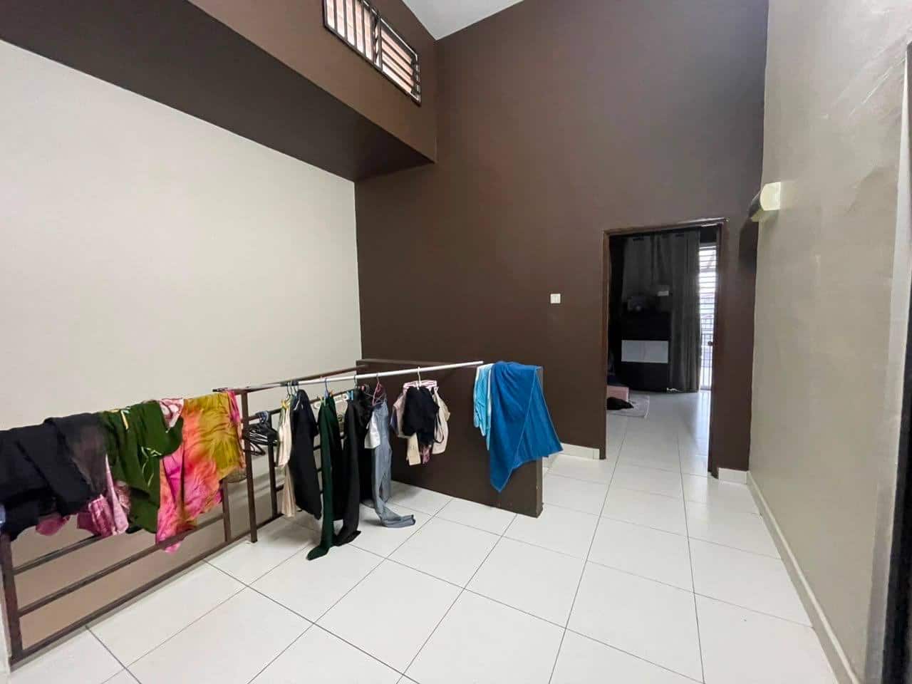 Double Storey Terrace House (Endlot) Taman Scientex Senai 6