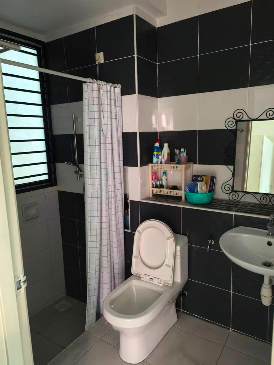 Condo Bukit Indah 5