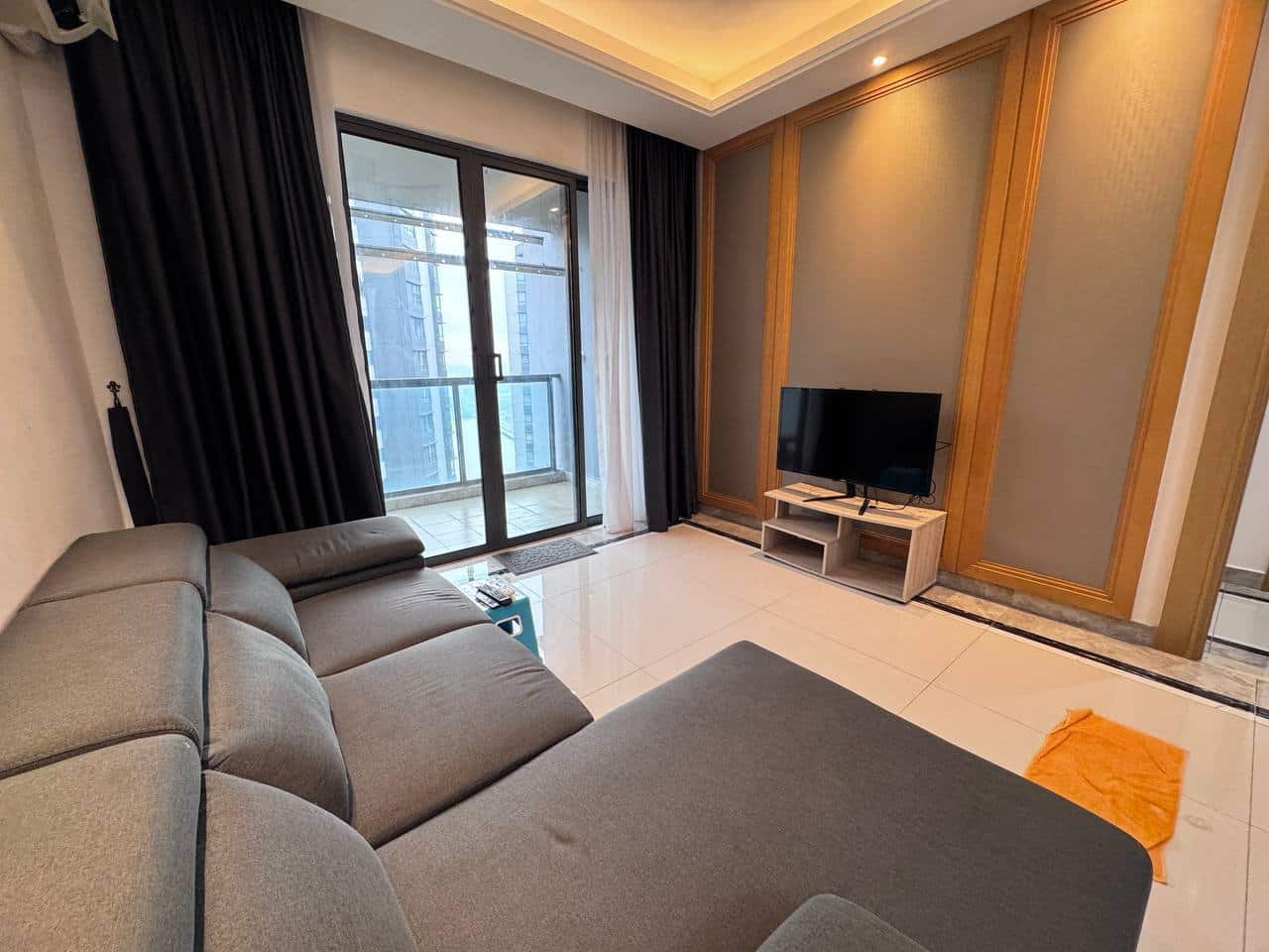 Service Apartment R&F Princess cove 1 2