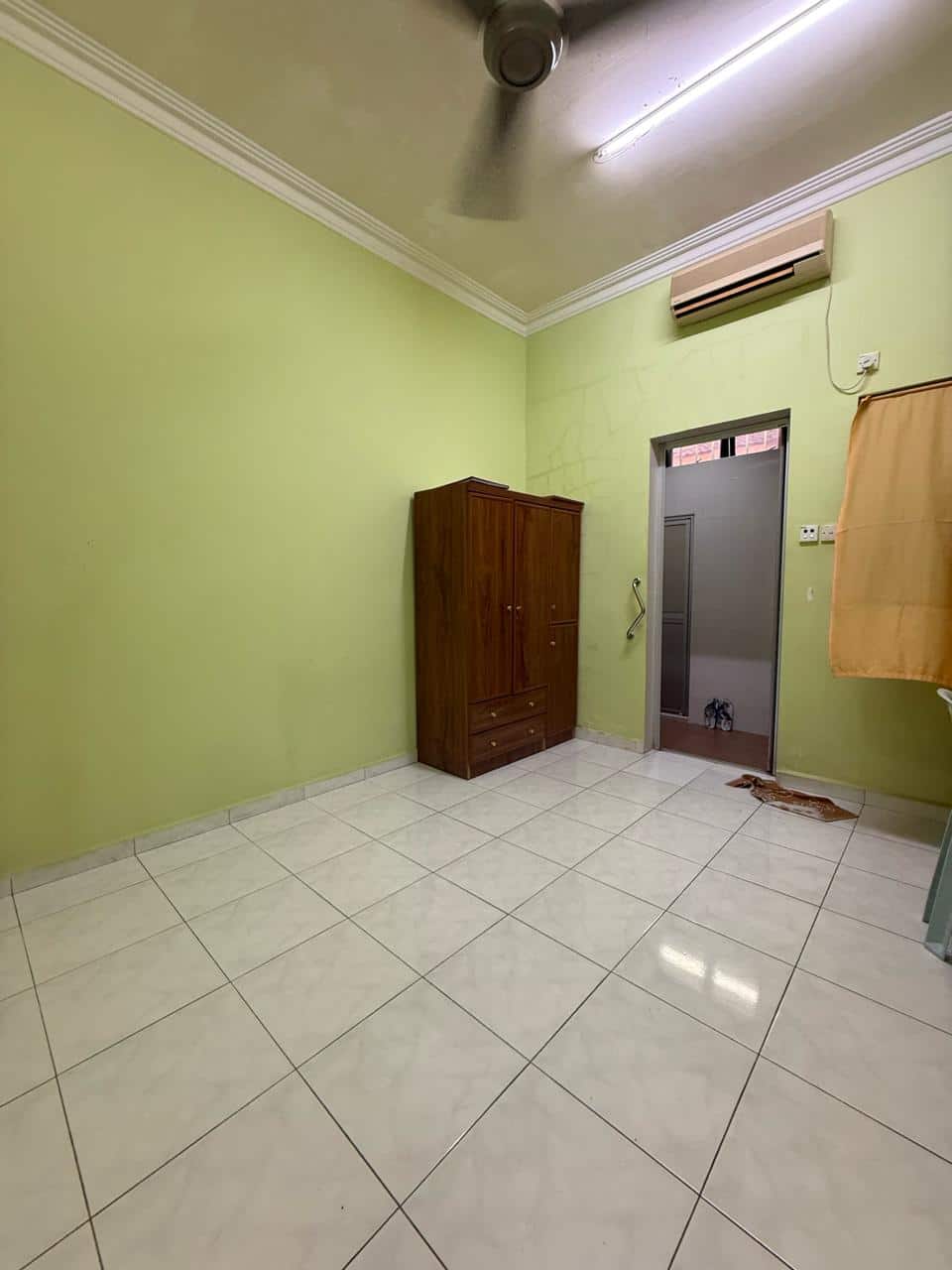 Double Storey Terrace Jalan Sutera Kuning 6