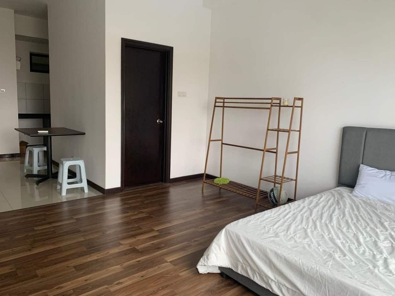 Dual Keys Unit Taman Molek 4