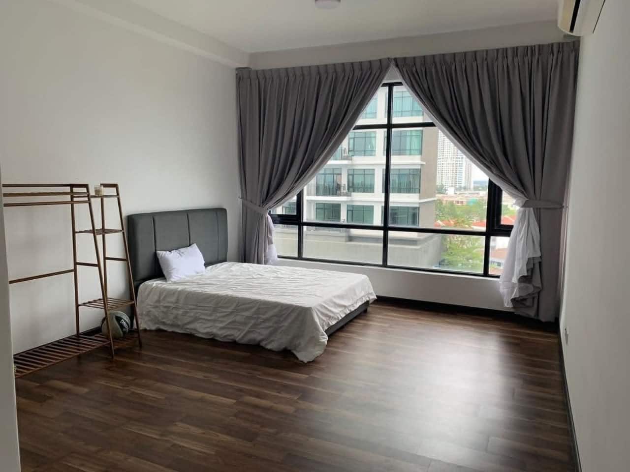 Dual Keys Unit Taman Molek 2