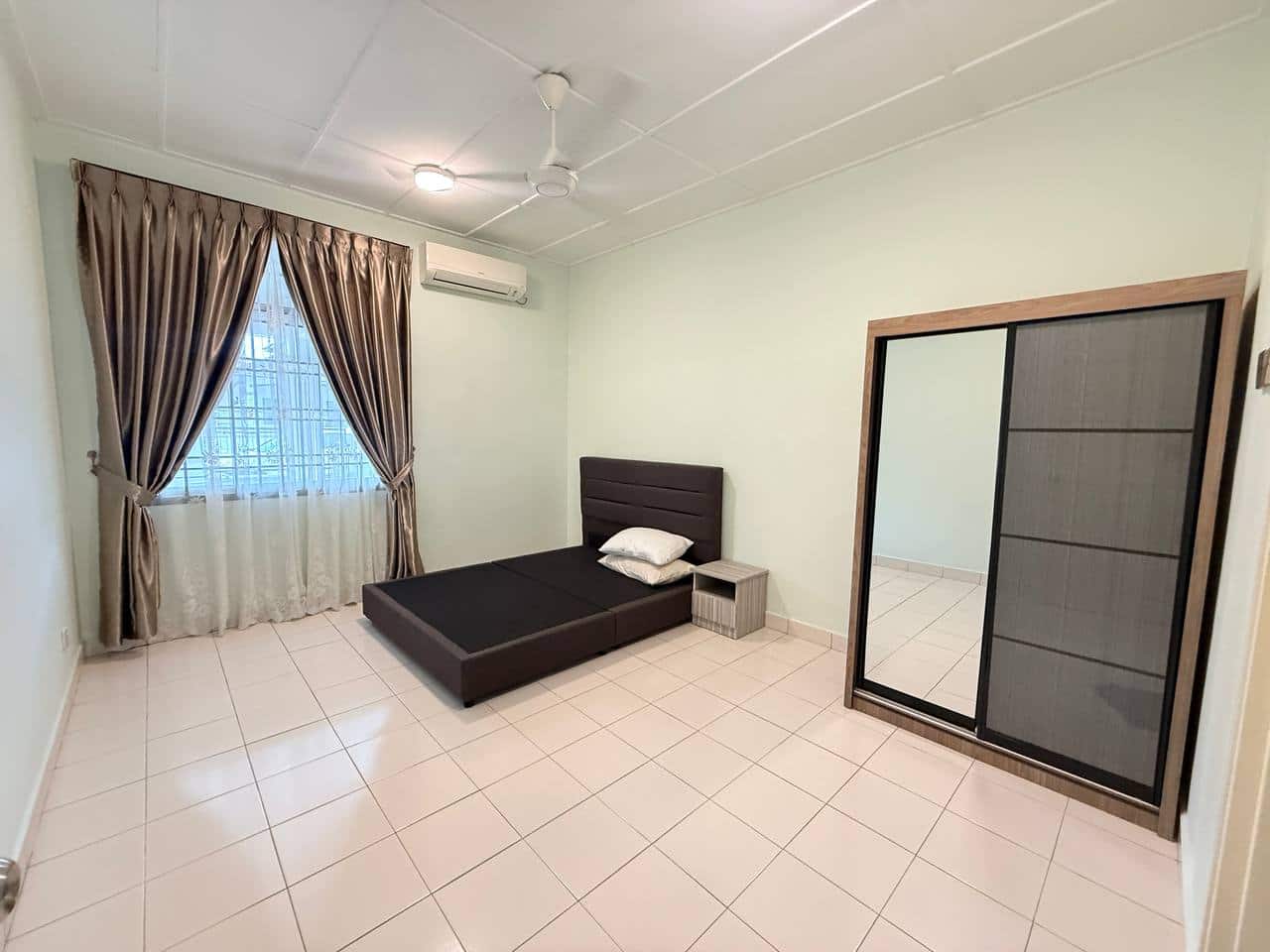 Single Storey Terrace House Taman Pelangi Indah 5
