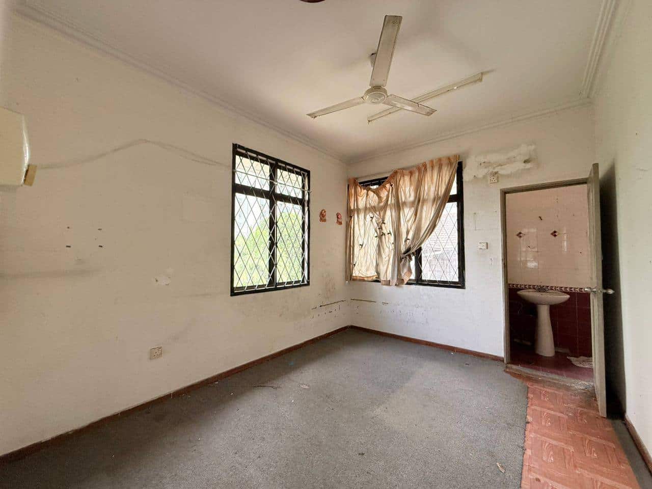 Double Storey Corner Lot Taman Sutera Perling 7