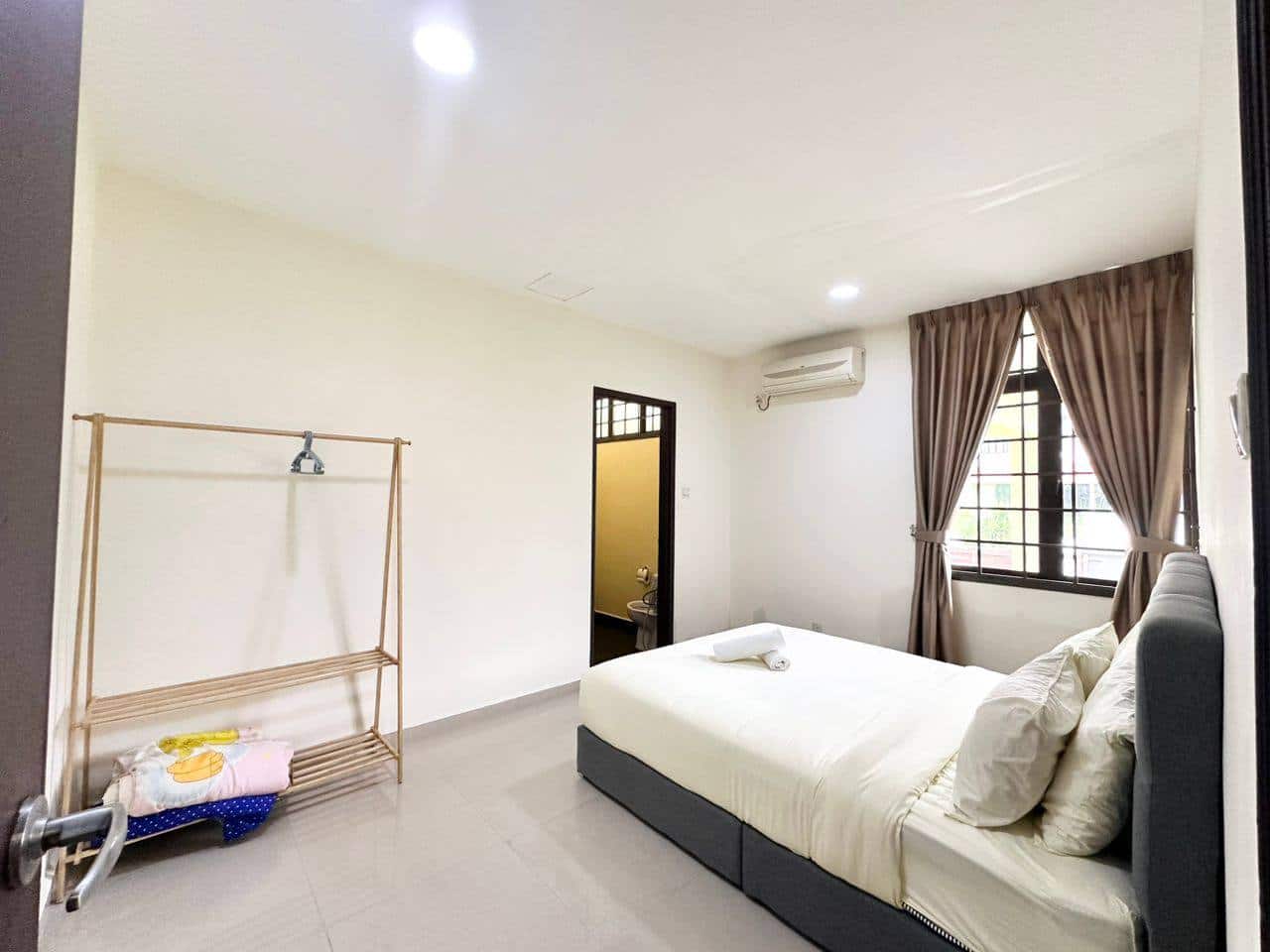 2 Storey Bungalow Intermediate Jalan Abdul Samad 7