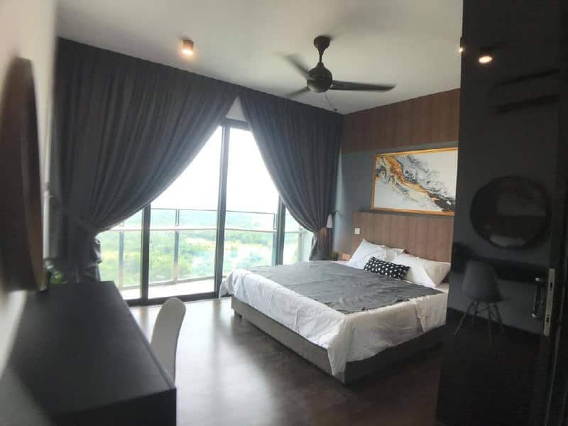 Studio Almas Puteri Harbour 1