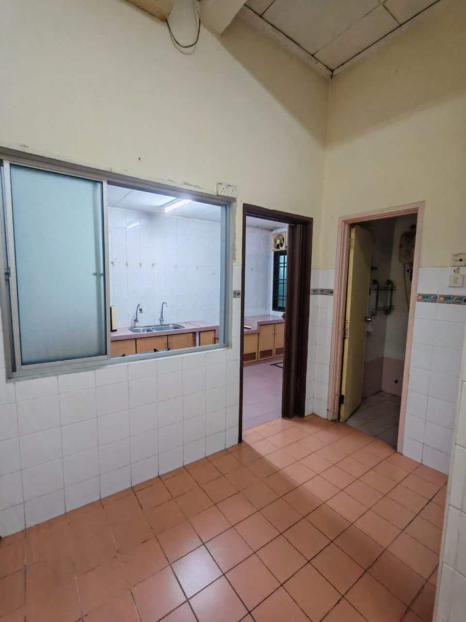 Single storey terrace Jalan Bakti 19 5