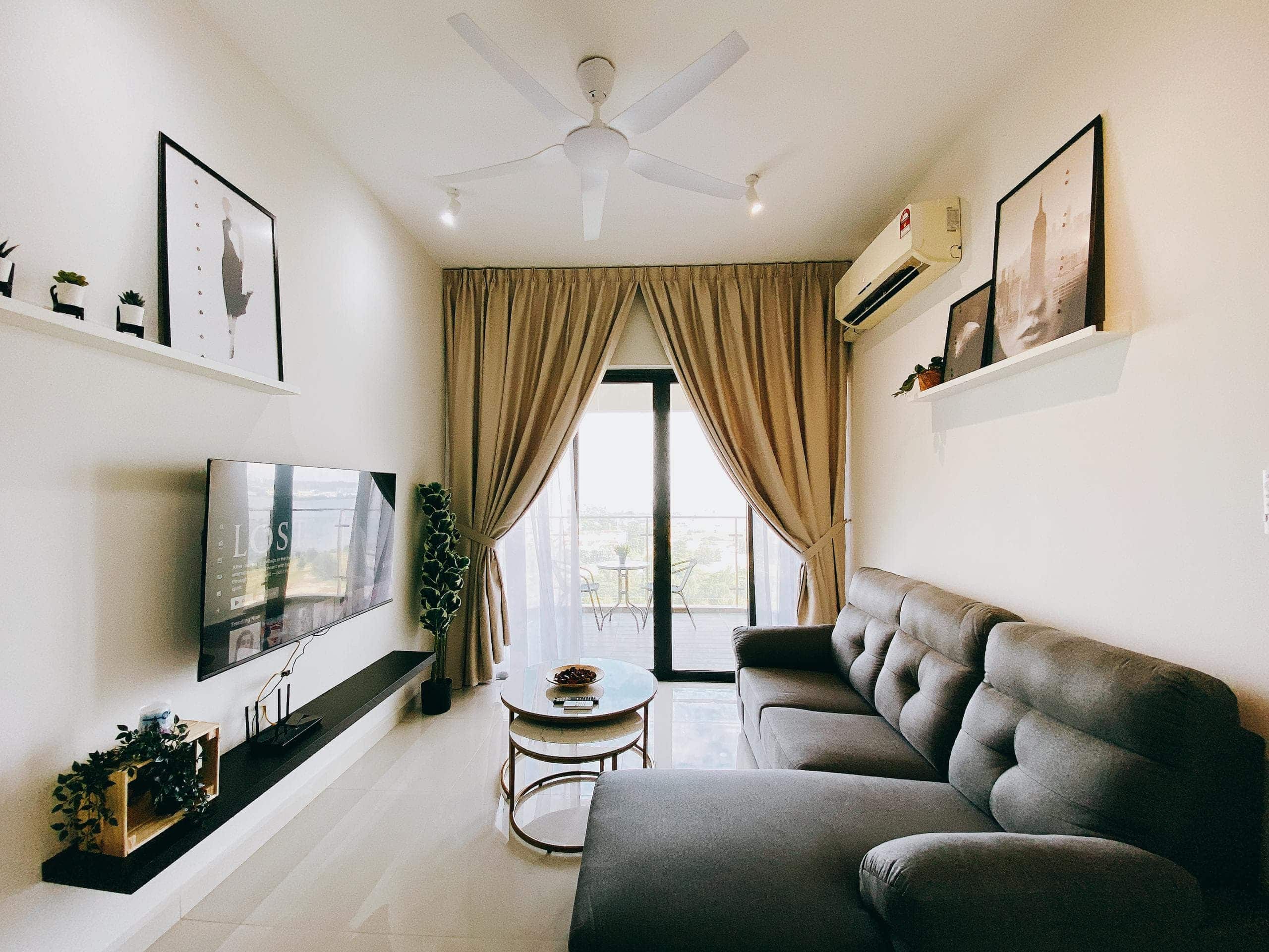 Condo Baypoint @ Country Garden Danga Bay 2