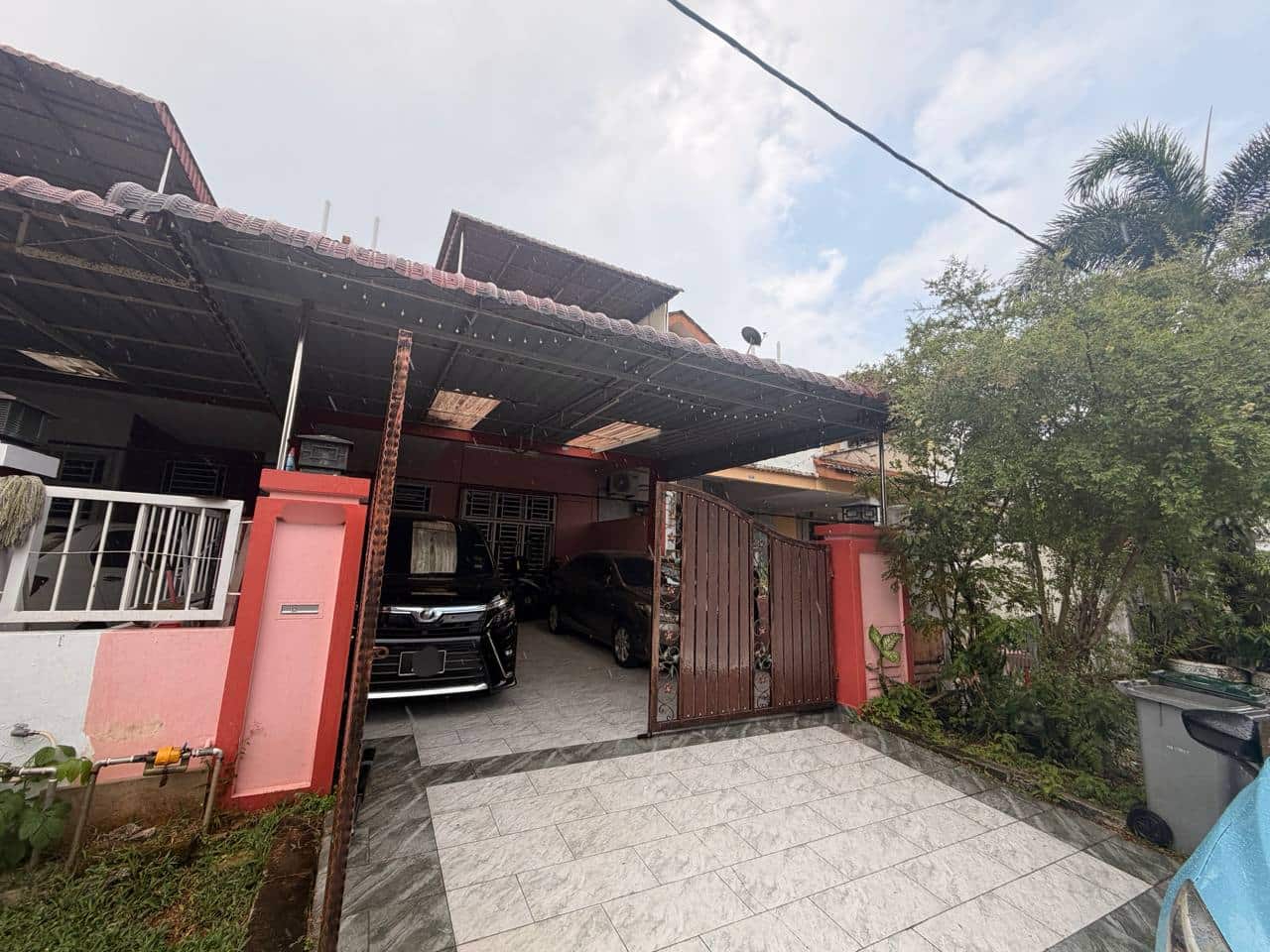 Double Storey Terrace Jalan Merbau 5