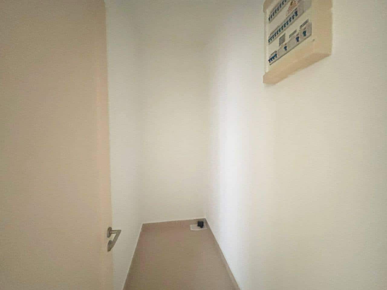 Condominium TriTower Residence 10
