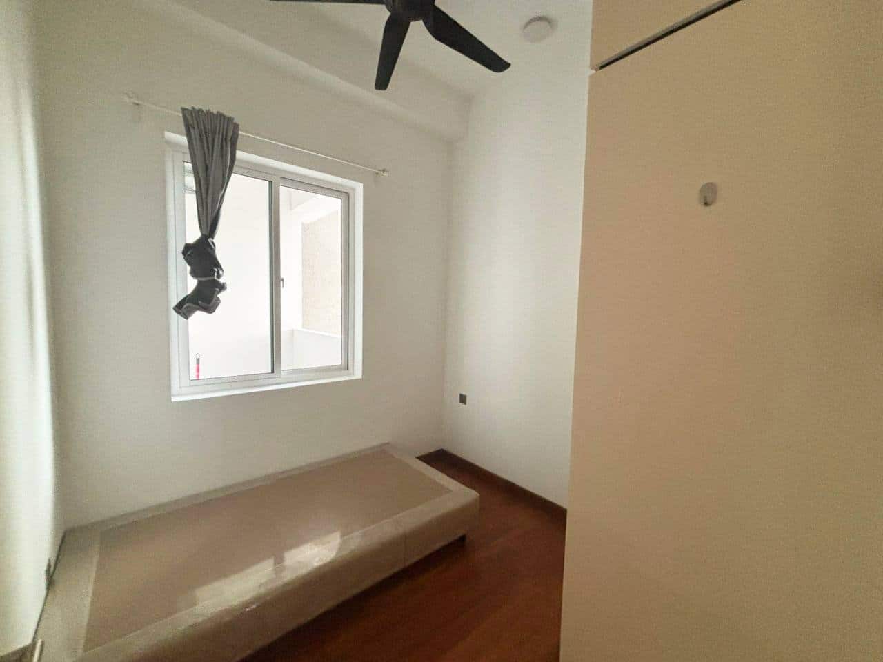 Condominium TriTower Residence 6