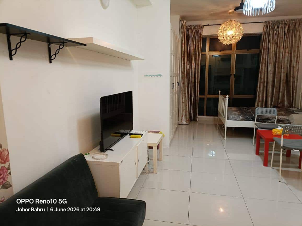 Studio Parc Regency Plentong 4