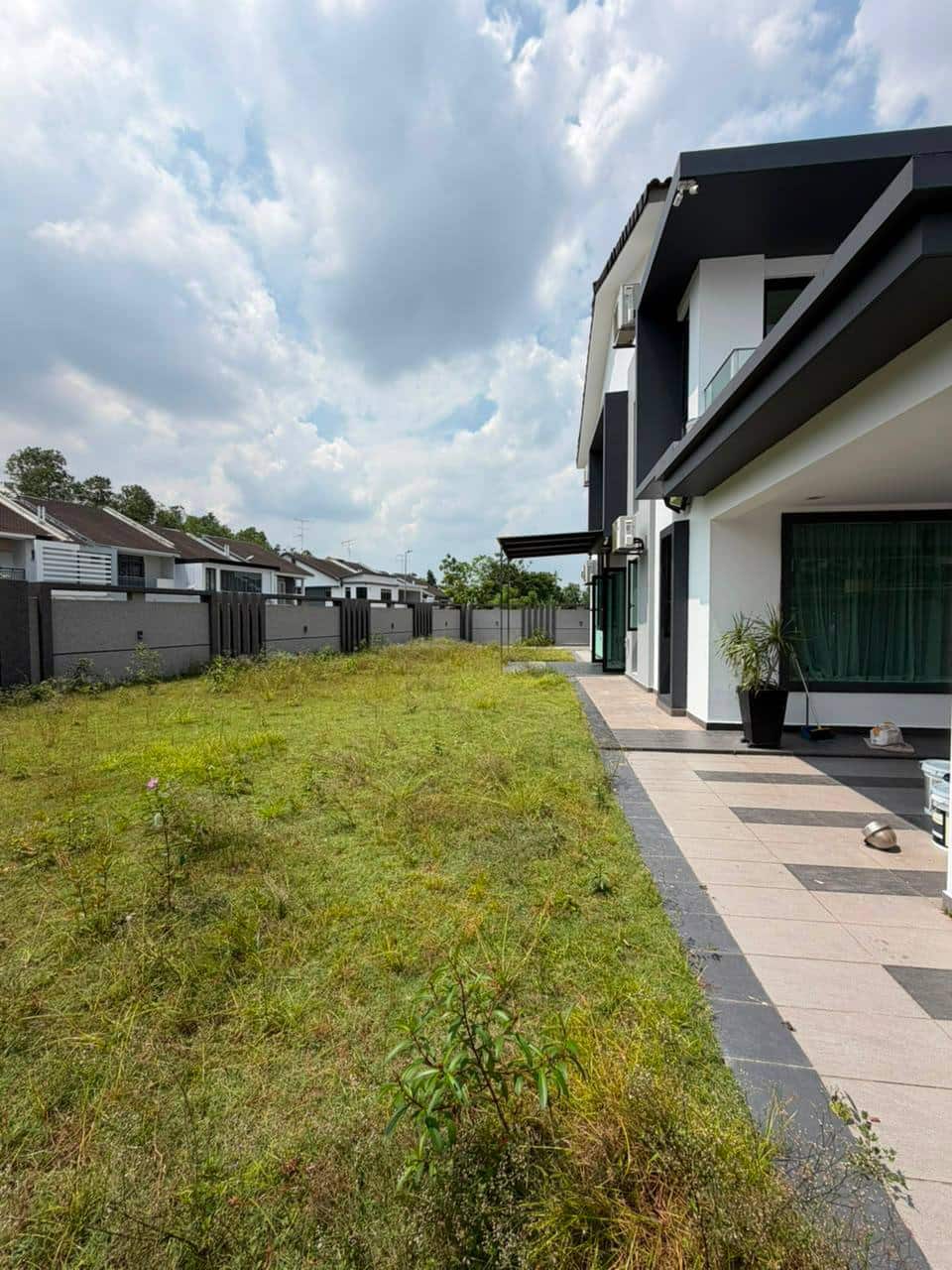 2-Storey Semi-D Taman Nusa idaman 4