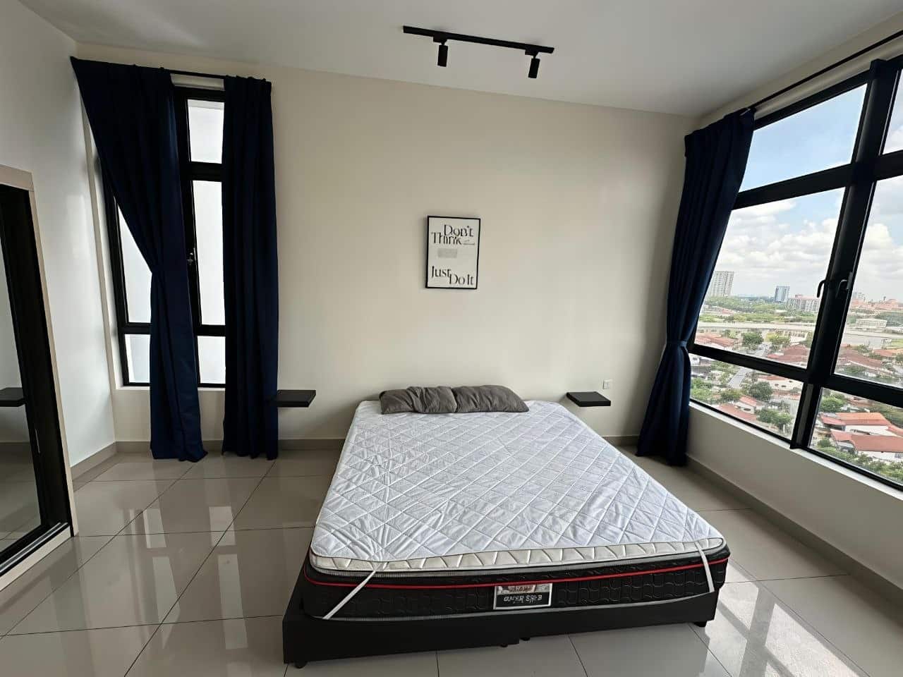Studio Twin Tower Residences
