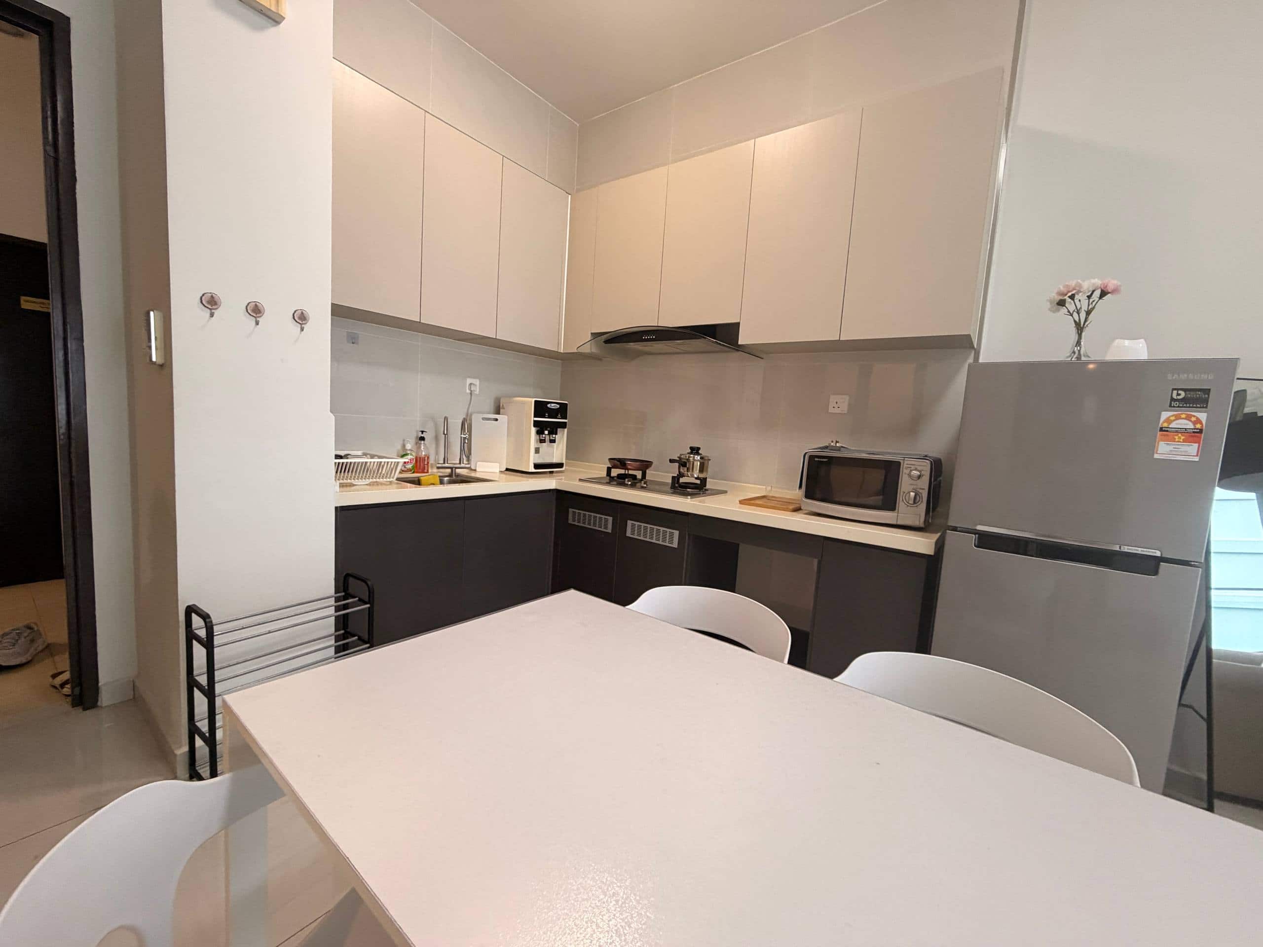 Condo Baypoint @ Country Garden Danga Bay 5